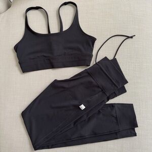 Vuori Daily Legging and Yosemite Longline Bra - Matching Set